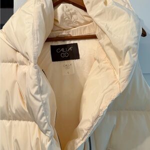 Women's Cream Puffer Jacket Calia size S